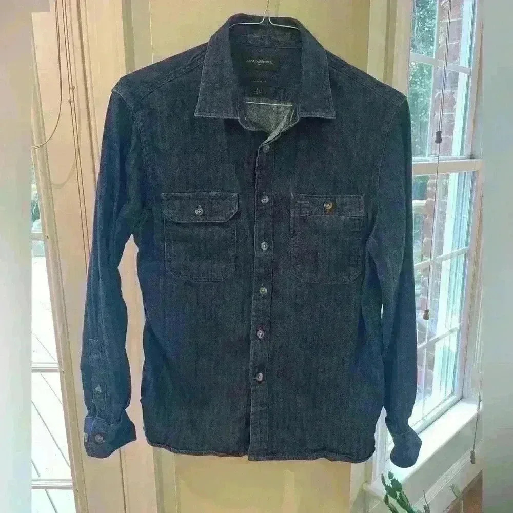 Banana Republic Shirt Small Standard Fit, Denim Look